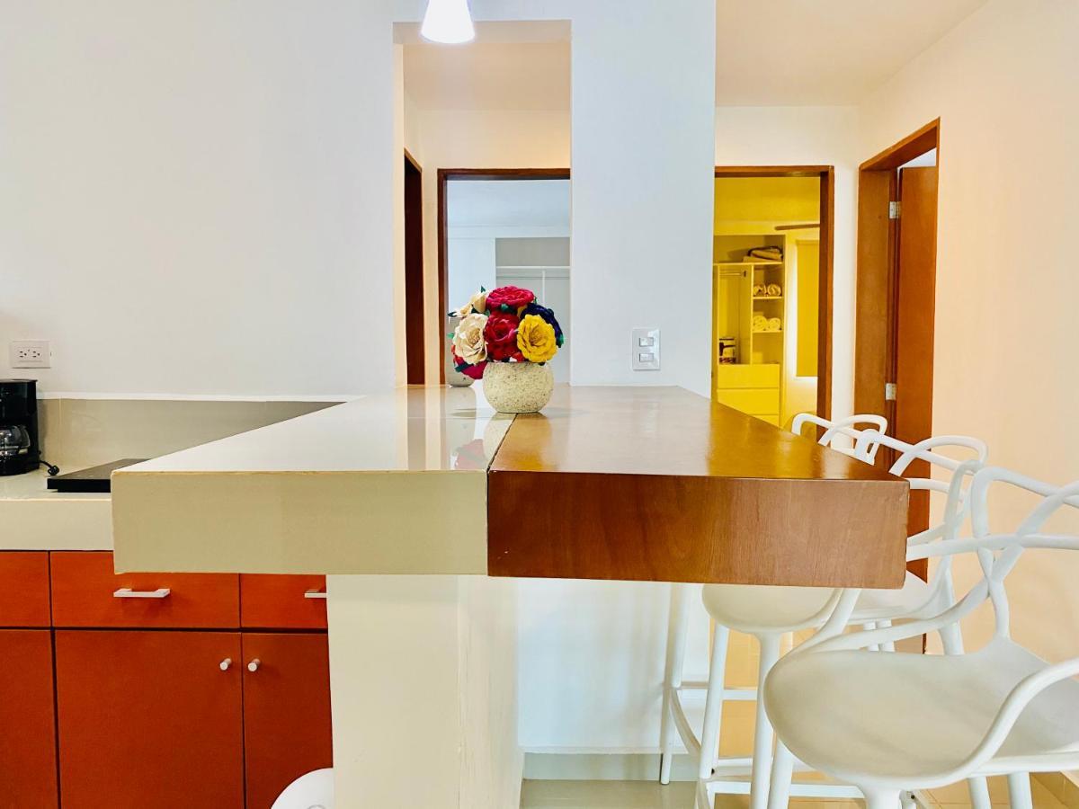 Calido Y Moderno En La Entrada De La Zona Hotelera Appartement Cancún